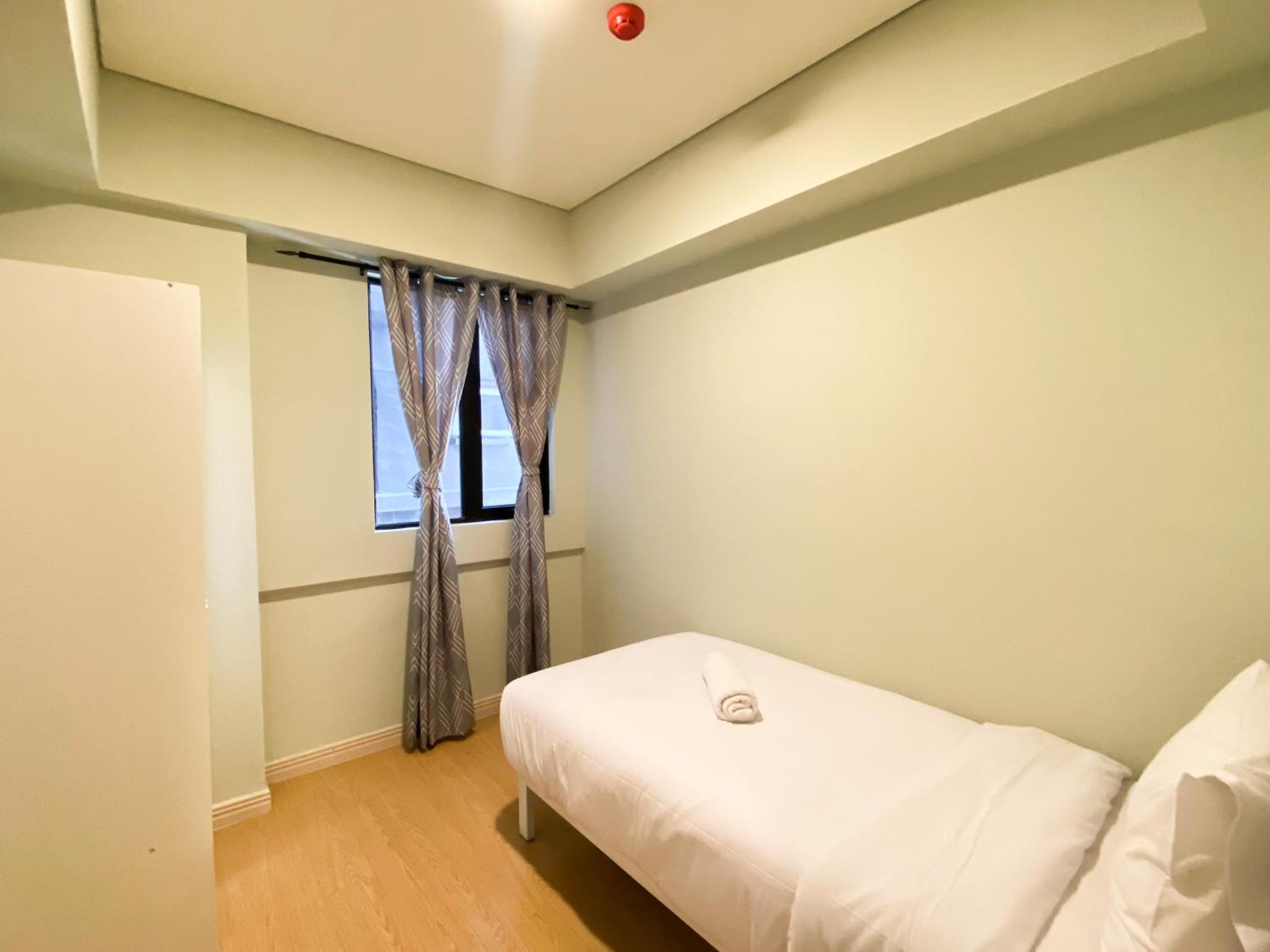 Comfort Stay And Simply 2Br At Meikarta Apartment By Travelio Cikarang Luaran gambar